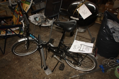 Folding Bicycle, SCO Globe. Aluminum frame, 3 speed + foot pump with pressure gauge