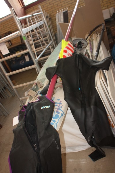 Windsurfer board with sail + wetsuit and other accessories