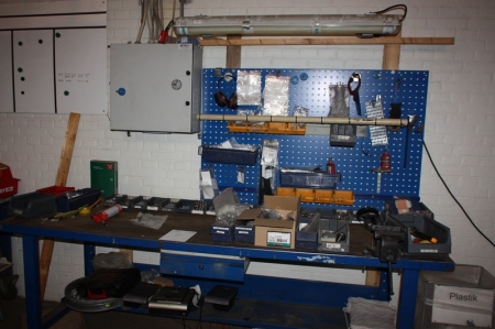 Work Bench, approx. 2500 x 800 mm + vice + drawer + tool panel with light + content, including screws, bolts, tape, etc..