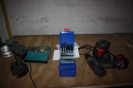 Aku-slagnøgle, Makita, med batteri og lader + aku-boremaskine, Bosch med 2 batterier og lader + æske med metalbor