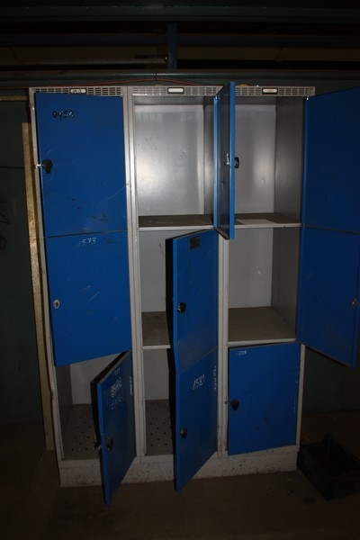 1 x 9-compartment locker