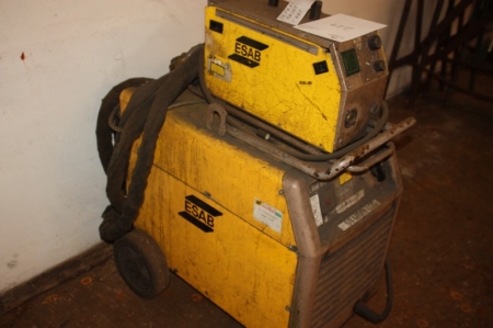 Welding rectifier, ESAB LAW 510W + wire feed box, ESAB MEK 20 (NB labeled defective circuit boards) + welding cables. Mounted in a frame on wheels