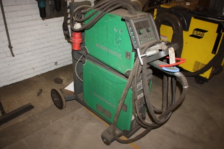 Welding rectifier, Migatronic Sigma 500 + wire feed unit + welding cable + torch + pressure gauge. Mounted in a frame on wheels