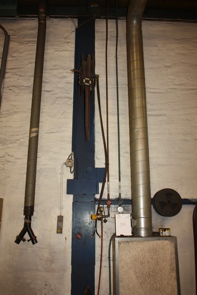 Oxygen and acetylene hoses with rewinding + pressure regulators