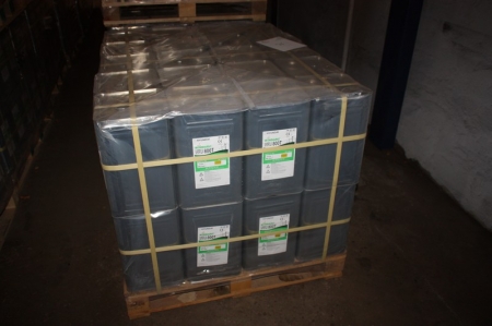 Pallet with approx. 40 x Hyundai Windarc SuperFlux 800 T. AWS A5.17/ASME SFA5. 17 F7A8-EM12K. A 760-SA FHB1. MESH 12x60. Net 20 kg (44lb). Approved by TÜV