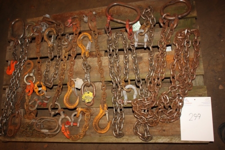 Pallet with various lifting chains with approval tags