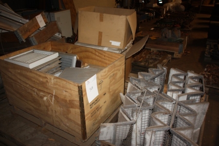 3 pallets of various air filters