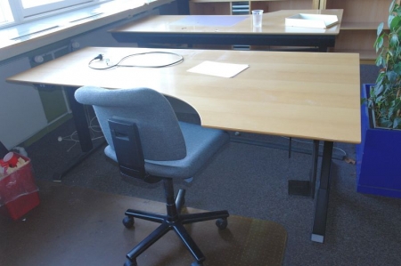 Electrical / height adjustable desk, Munch + chair + rack + cabinet + flowerbowl + running surface
