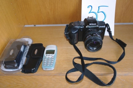 Digital camera Nikon F-401S + mobile phone