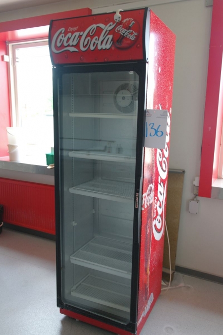 Køleskab , Coca Cola + brd med indhold