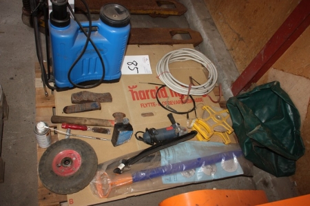 Pallet with miscellaneous including knapsack crop sprayer + 2 x measuring tape
