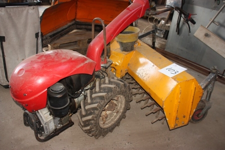 Tool carrier fitted with cutter