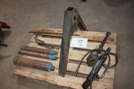 Pallet with hydraulic piston + 3 core drill + A-frame, etc.