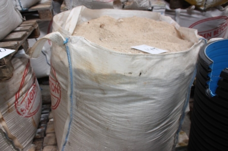 Big bag with salt, c. 1000 kg, file photo