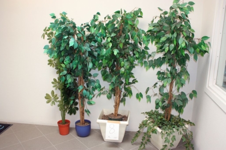 4 artificial plants