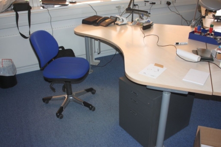 Office desk, adjustable + chair + drawer cabinet (not to be removed until the auction in over)