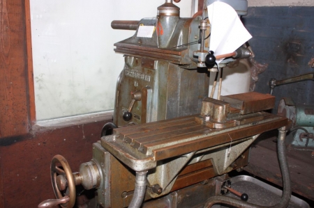 Moulder, Schaublin 13 with vice