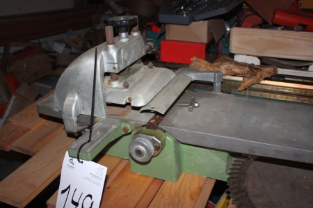 Small thickness planer, Inca, including bench and lathe + large circular saw blade