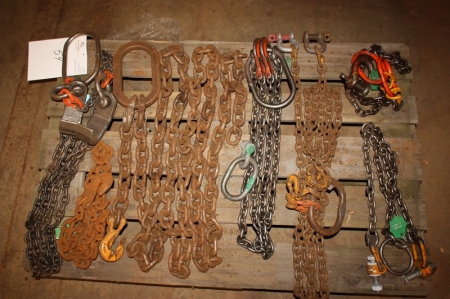 Pallet with various lifting chains with approval tag