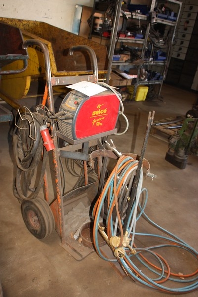 Cutting Torch, Selco Genesesis 1700 LH, mounted on a Cart + oxygen and acetylene hoses with pressure gauge and torch
