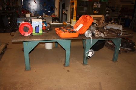 2 x working table, c. 2000x1500 mm (without content)