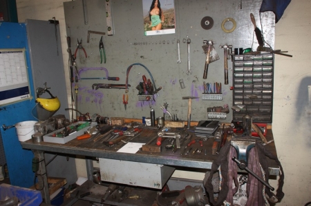 Work Bench with vise + drawer + tool board with lights + miscellaneous content, including hand tools + chair