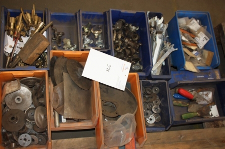 Pallet with various, including parts for gas burner, air couplings, grinders, etc.