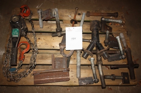 Pallet with various, including block lever, 3.15 tons