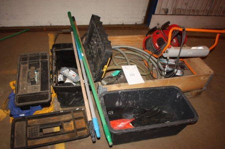 Pallet with 2 x cable reels + infrared heater + reinforced hose + toolkit with content