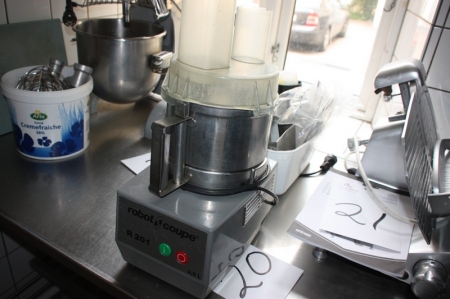 Food processor, Robot Coupe R201, 2.9 liter + various accessories