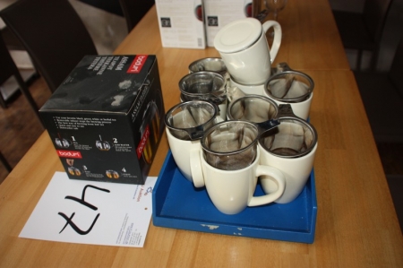 Teapot + 9 tea mugs with filter