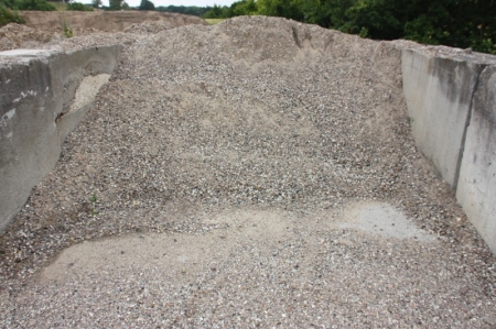 Miscellaneous gravel as depicted