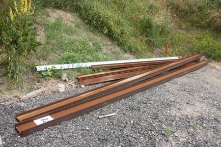 5 x H-steel beams, different dimensions and lengths, including 6 meters