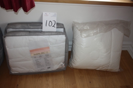 2 x quilts, Allergena - Med+. Approximately 140 x 200 cm. 300 g/m2. Anti All SYNERGIC + quilts without notice. Original packaging