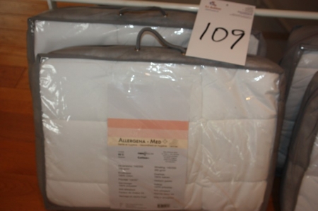 2 x dyner, Allergena - Med+. Ca. 140 x 200 cm. 300 g/m2. Antiallegisk. Original indpakning, sælges af privat, kun moms på salær