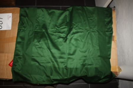 Kasse med duge, Hilden, ca. 90 x 90 cm, grøn, sælges af privat, kun moms på salær