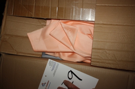 Box with tablecloths, Hilden, approx. 90 x 90 cm, salmon-pink + gray (most of them)