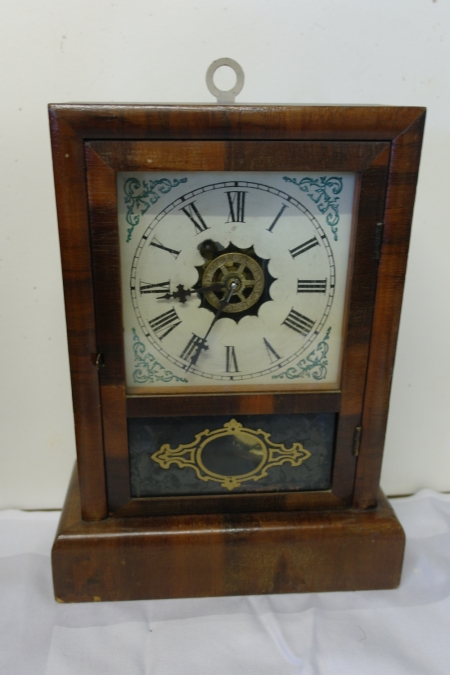 Wall clock in mahogany 30 x 22 cm and barometer