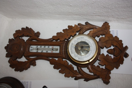 Barometer og termometer, sælges af privat, kun moms på salær