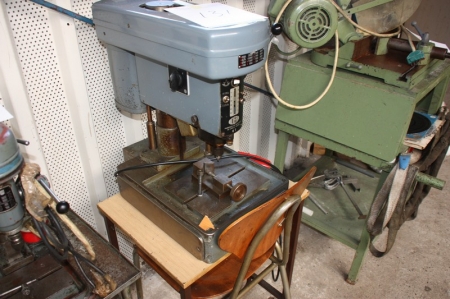Bench drill, Aceira 6T, 550-6000 rpm, table and chair