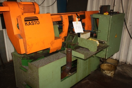 Automatic band saw, Kasto SBA 260 AU with chip conveyor and roller conveyor