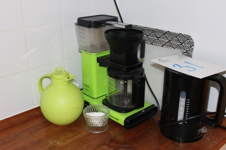 Coffee Maker, Moccamaster + Kettle + thermos