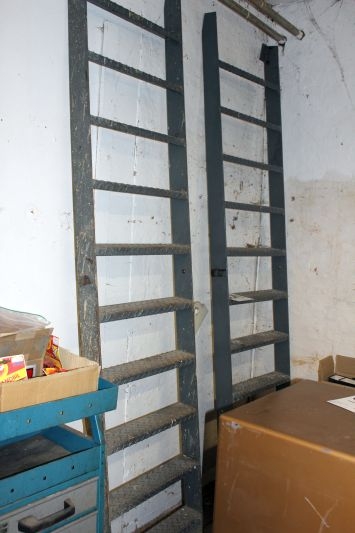 2 stk ståltrapper med 10 trin, 2760 x 620 mm