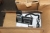 2 paller med div porcelæn + kasse med trådløse telefoner i original indpakning (kun moms af salær)