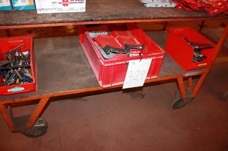 2 assortment boxes of drilling bits + box with Hilti titting screws
