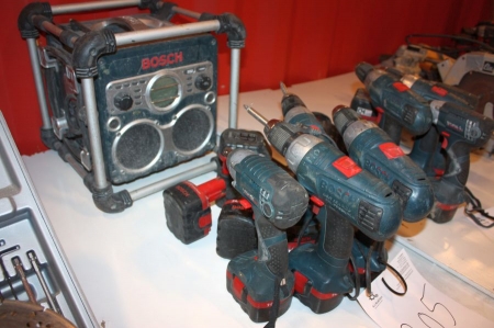 4 stk. aku boremaskiner med lader + pladsradio, Bosch