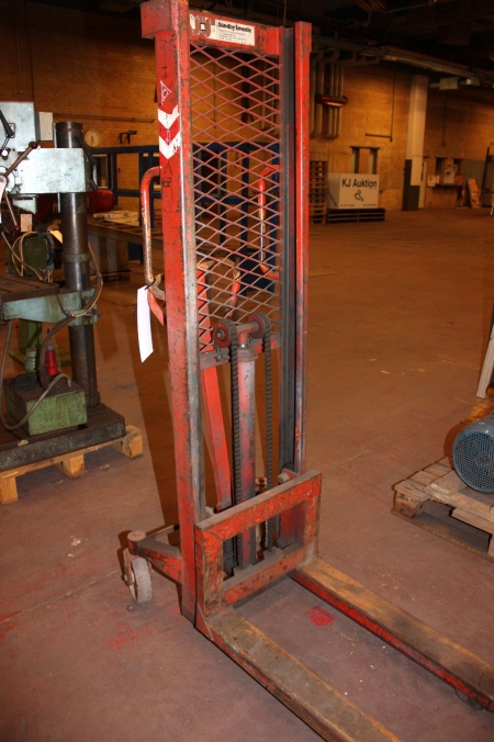 Pallet Height Lifts