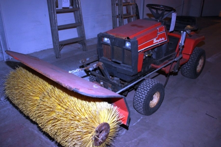 Garden Tractor with broom, Simplicity, condition unknown