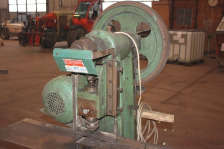 Eccentric press, 10 ton. Poul Møller EP1C. Rebuilt for lock tools