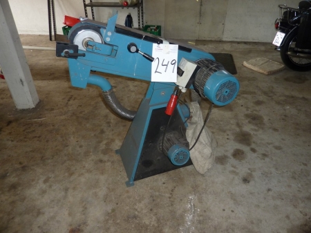 Belt Sander with dust bag, Scantool, 75 x 2000 mm. Well maintained and fine. Sold by private individual. Only VAT on fees.